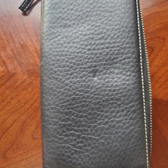 Coach - Picture 13 of 16